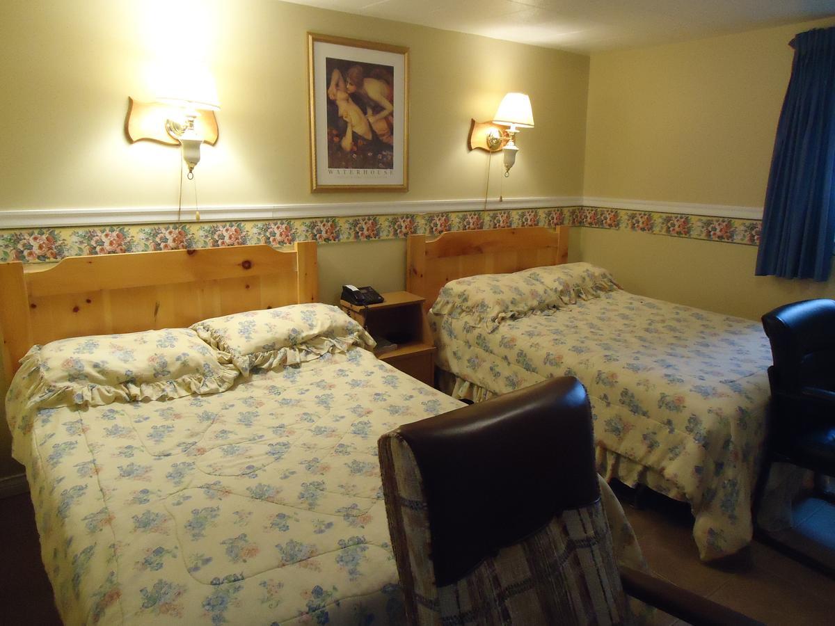 Motel Cote Rivière-du-Loup エクステリア 写真